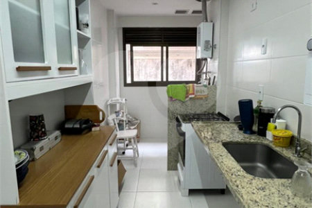 Apartamento à venda com 3 quartos, sendo 1 suíte, em Vila Nova, Cabo Frio, RJ