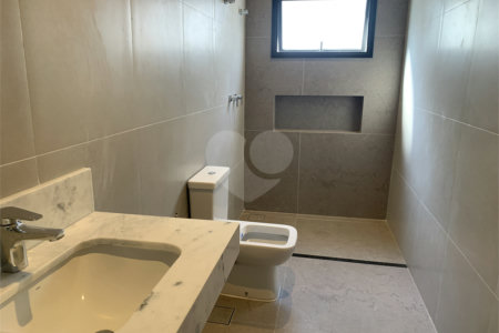 Casa à venda ou para alugar com 4 quartos, sendo 3 suítes, no condomínio Alphaville Nova Esplanada 1, Votorantim - SP