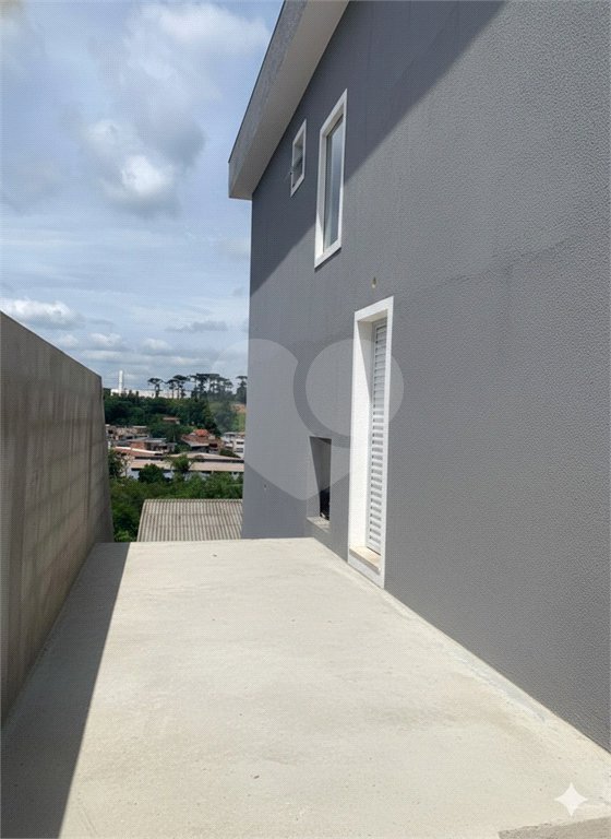Sobrado à venda com 2 quartos em Jardim São Miguel, Cotia, SP