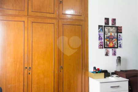 Sobrado à venda com 4 quartos, sendo 1 suíte, em Vila Jaguara, São Paulo, SP
