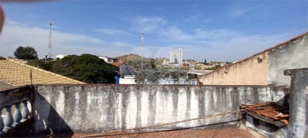 Casa à venda com 3 quartos, sendo 1 suíte, em Vila Barcelona, Sorocaba, SP