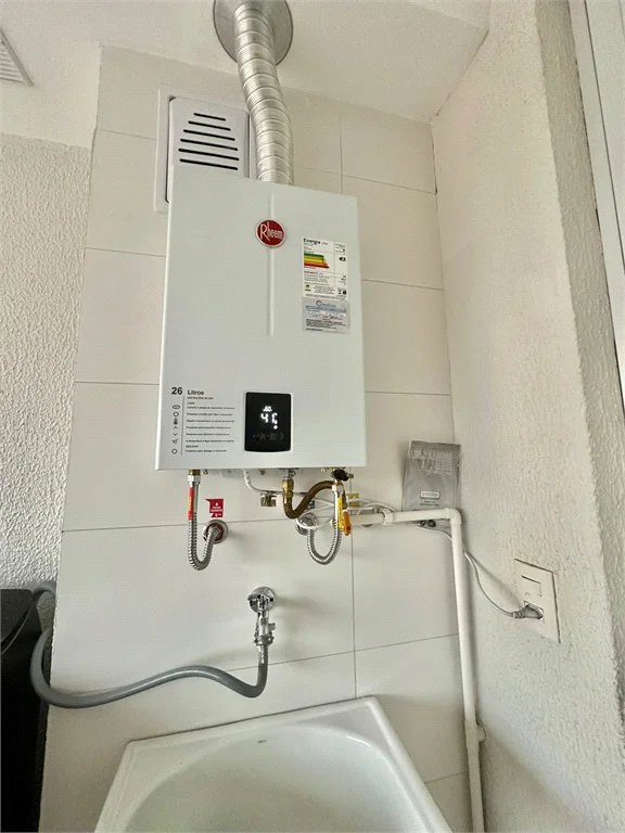 Apartamento à venda com 3 quartos, sendo 1 suíte,  em Vila Andrade, São Paulo, SP