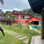 Casa à venda ou para alugar com 4 suítes no condomínio Alpes da Cantareira, Mairiporã - SP