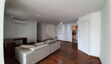 Apartamento à venda com 3 quartos, sendo 1 suíte,  em Vila Leopoldina, São Paulo, SP
