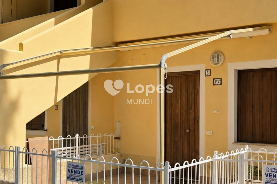 Apartamento com 1 quarto à venda em San Lucido, Itália – Vista para o mar