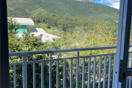 Casa à venda com 4 quartos, sendo 3 suítes, no condomínio Refúgio do Sauá I, Atibaia - SP