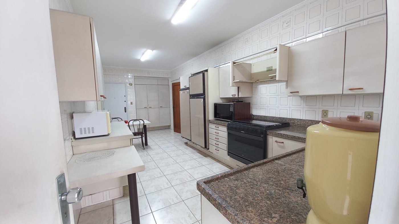 Cobertura com 4 dormitórios à venda, 380 m² por R$ 4.999.999,00 - Gonzaga - Santos/SP