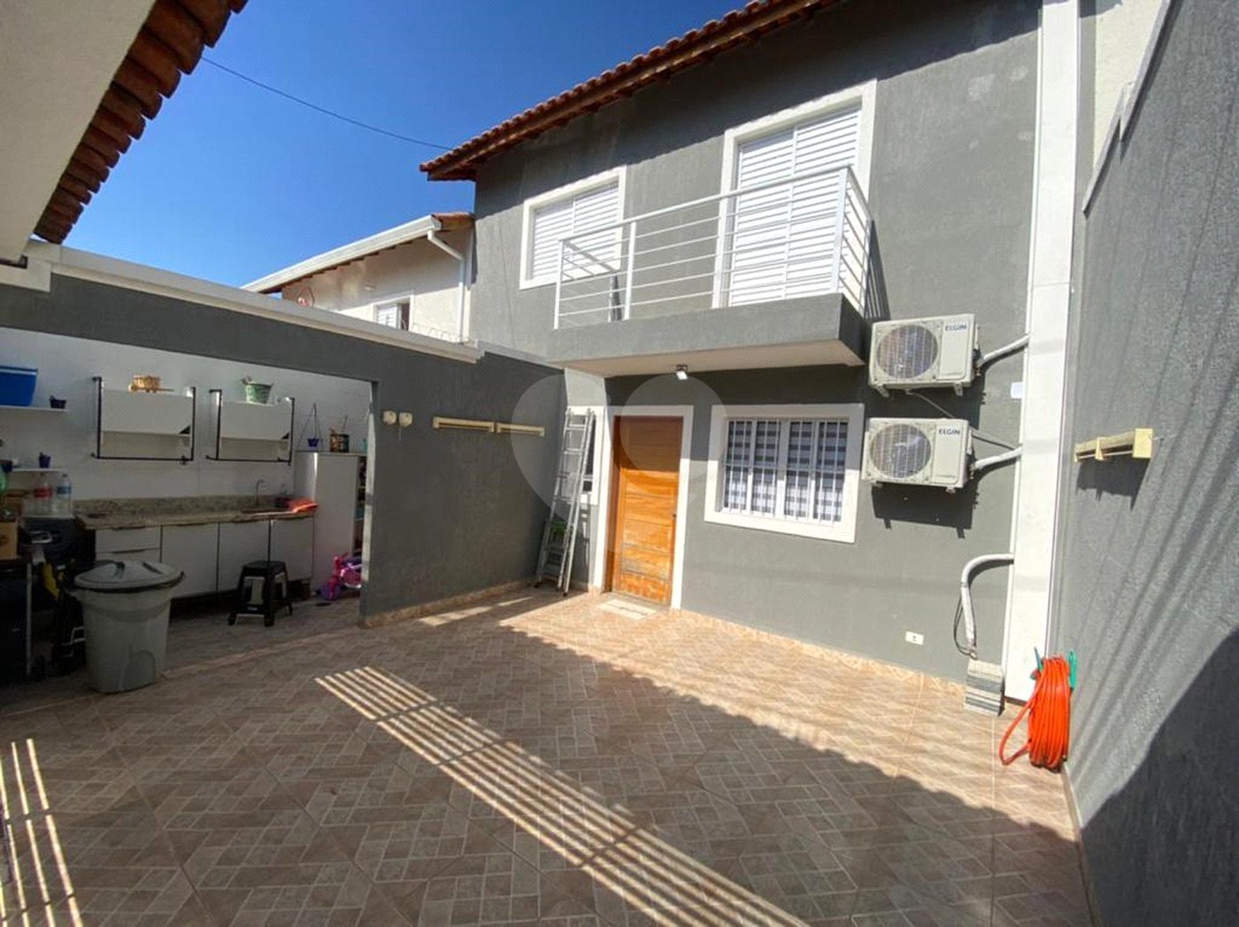 Sobrado à venda com 2 quartos em Tremembé, São Paulo, SP