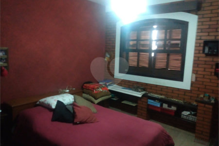 Casa Térrea à venda com 5 quartos, sendo 1 suíte,  em Jardim Dom Bosco, Indaiatuba, SP