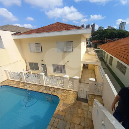 Sobrado à venda com 5 quartos, sendo 1 suíte,  em Jardim Franca, São Paulo, SP