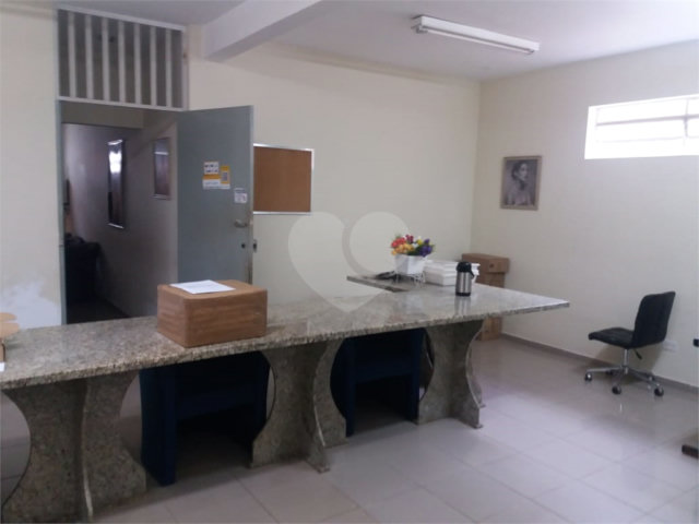 Casa à venda ou para alugar com 8 quartos em Chácara Santo Antônio, São Paulo, SP