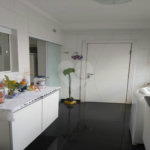 Apartamento à venda com 3 quartos, sendo 1 suíte, em Vila Andrade, São Paulo, SP