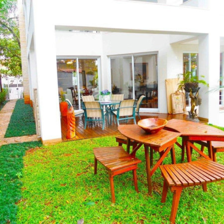 Casa à venda com 4 suítes no condomínio Vila Alba, São Paulo - SP