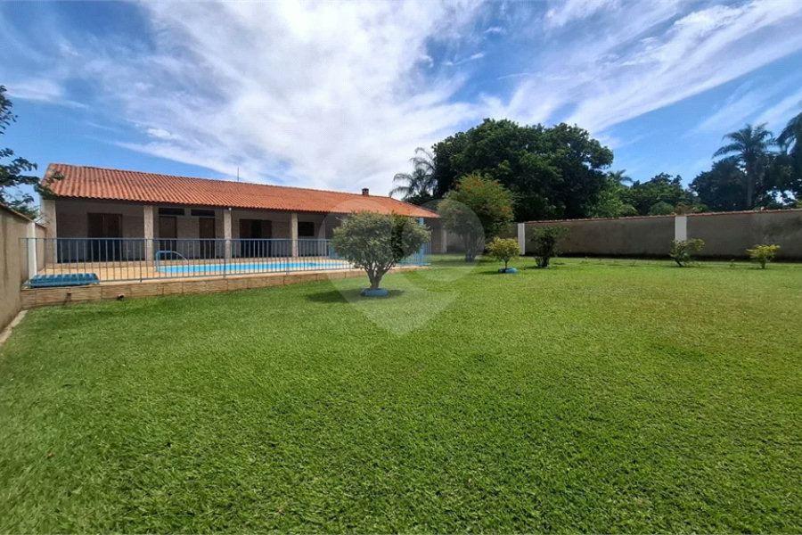 Chácara à venda – Excelente oportunidade dentro da cidade para investir ou para morar!