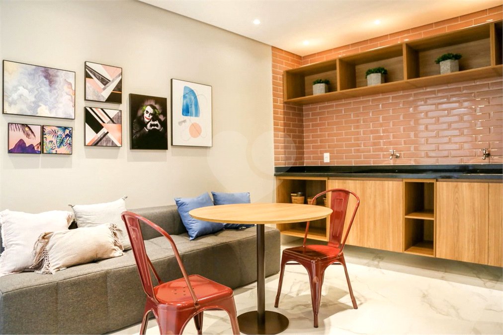 Apartamento à venda com 2 suítes em Vila Madalena, São Paulo, SP