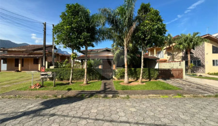 Casa à venda com 3 quartos, sendo 1 suíte,  em Morada da Praia, Bertioga, SP