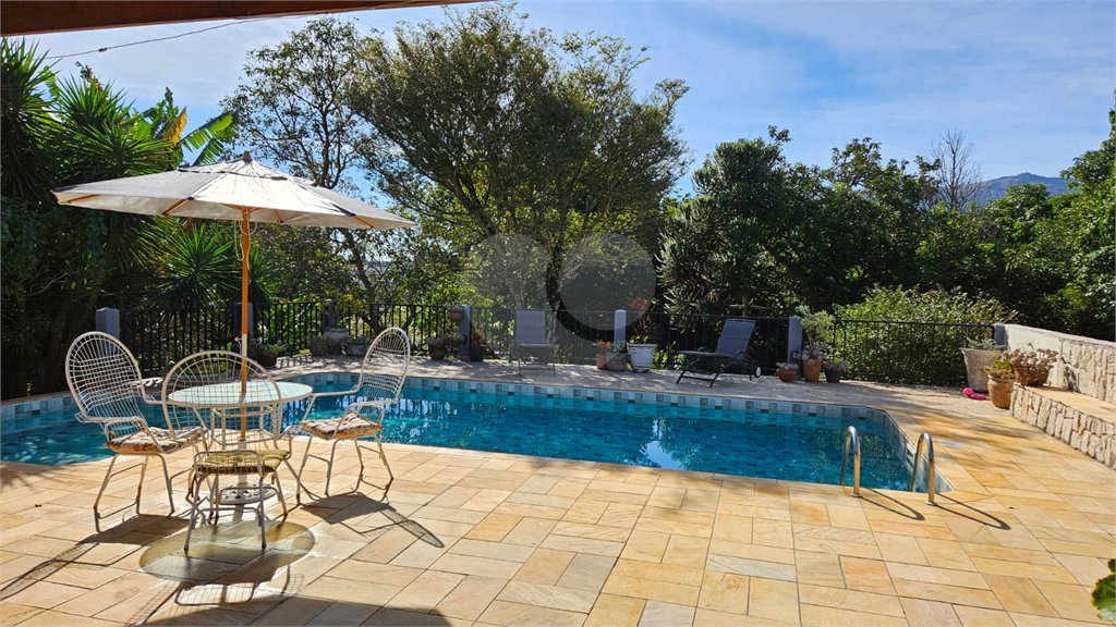 Casa Térrea à venda com 4 quartos, sendo 1 suíte, em Jardim Centenário, Atibaia, SP