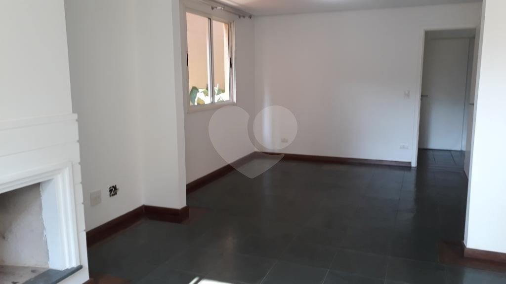 Casa para alugar com 3 suítes no condomínio Residencial Courtyard Village, São Paulo - SP