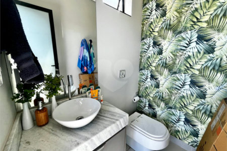 Casa à venda com 3 suítes em Vila Popular, Itapetininga, SP