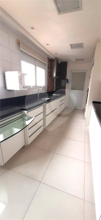 Apartamento à venda com 4 quartos, sendo 3 suítes, em Cambuci, São Paulo, SP