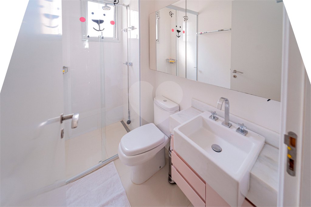 Apartamento à venda com 3 suítes em Campo Belo, São Paulo, SP
