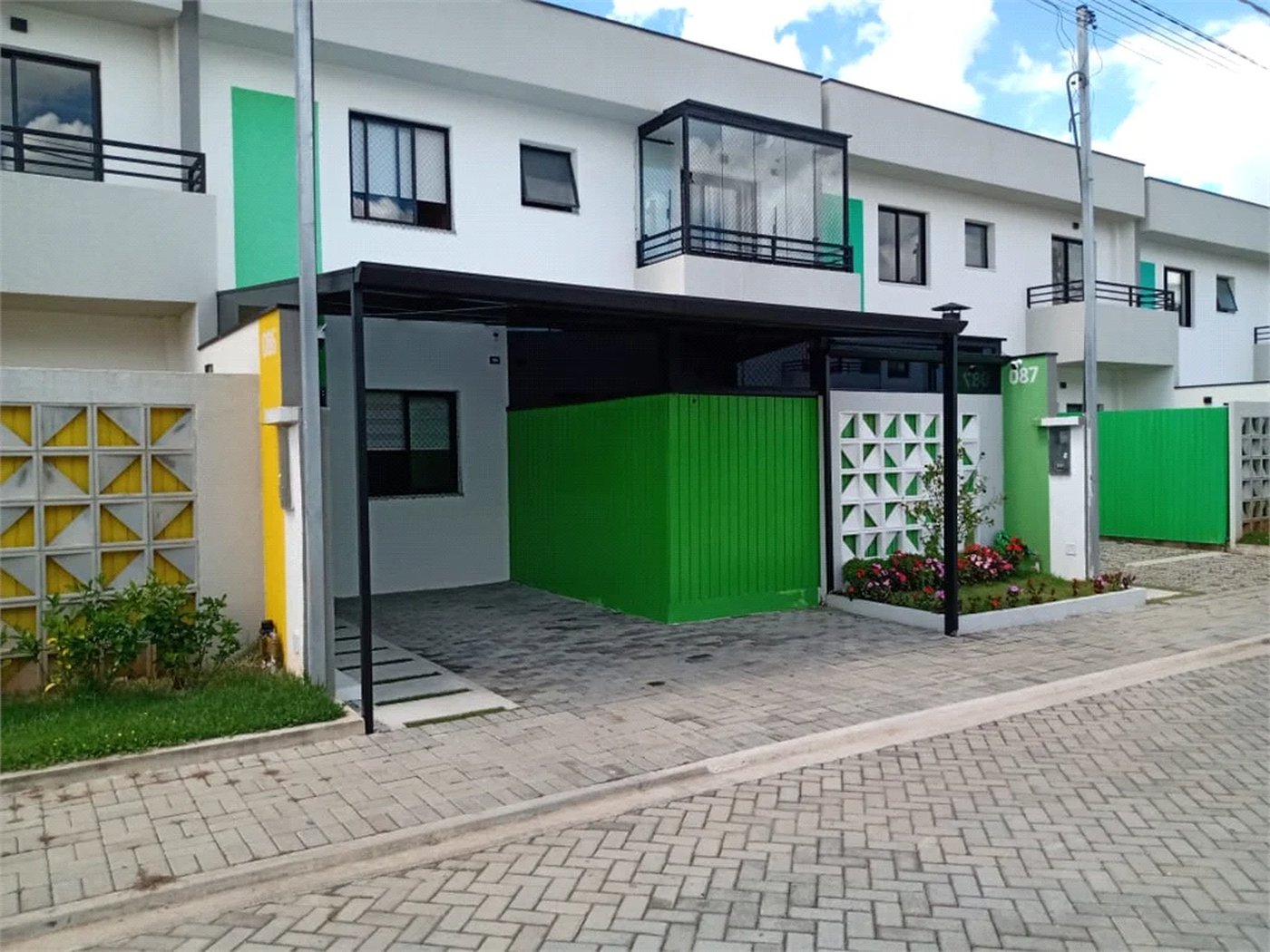 Casa à venda com 2 quartos no condomínio Sindona Parque 1, Cotia - SP