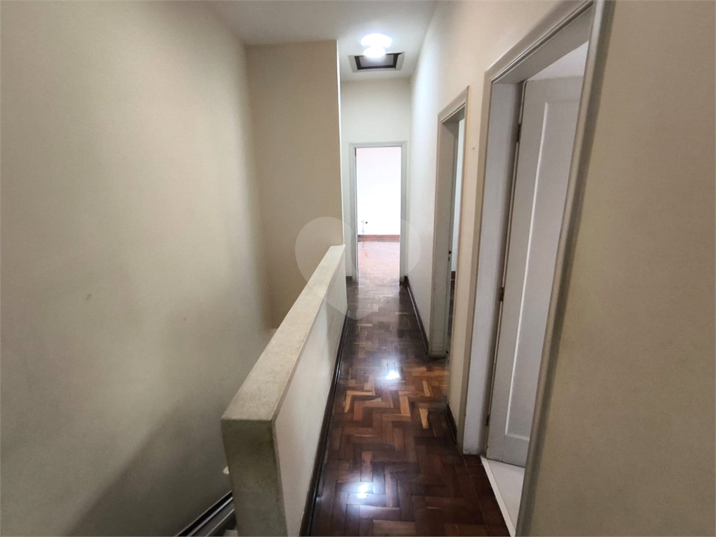 Sobrado à venda com 5 quartos, sendo 1 suíte, em Jardim Trussardi, São Paulo, SP