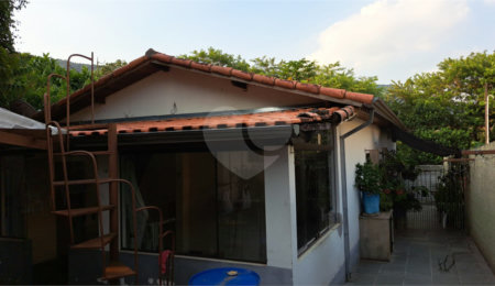 Casa à venda com 3 quartos no Centro, Mairiporã, SP
