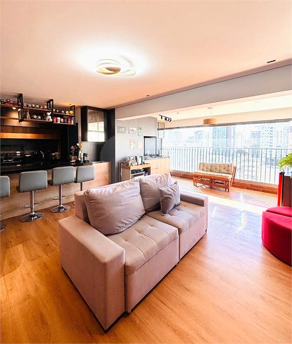 Apartamento à venda com 3 quartos, sendo 1 suíte, em Mirandópolis, São Paulo, SP