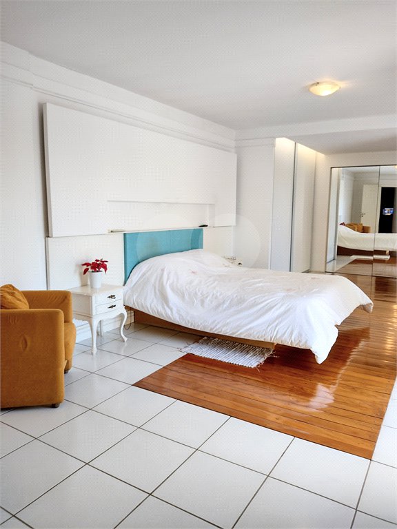 Sobrado à venda com 3 quartos, sendo 1 suíte, em Jardim São Paulo(zona Norte), São Paulo, SP