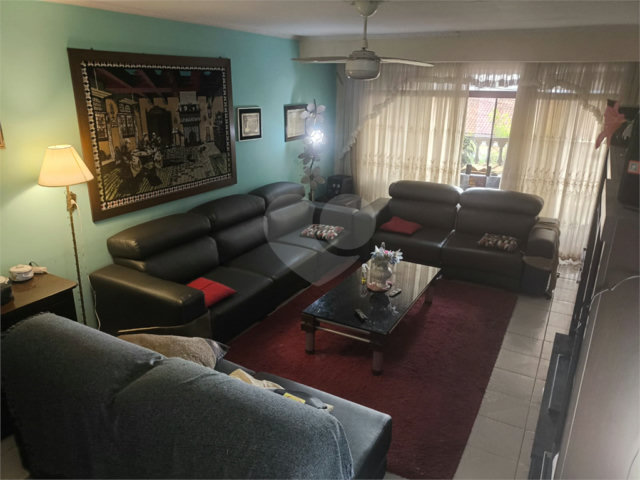 Casa à venda com 3 quartos, sendo 1 suíte,  em Vila Rosalia, Guarulhos, SP