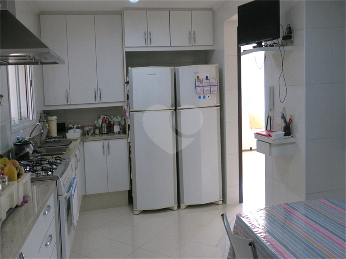 Casa à venda com 3 suítes em Vila Inah, São Paulo, SP