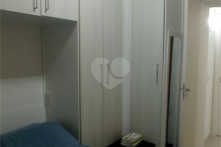 Casa à venda com 2 suítes no condomínio Residencial Pavoni I, São Paulo - SP