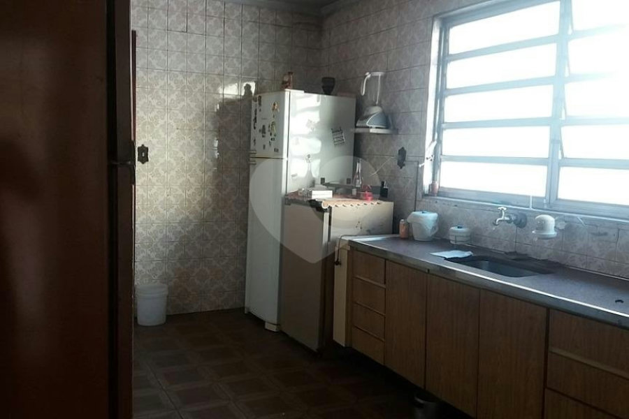 Casa Térrea à venda com 3 quartos em Bom Retiro, São Paulo, SP