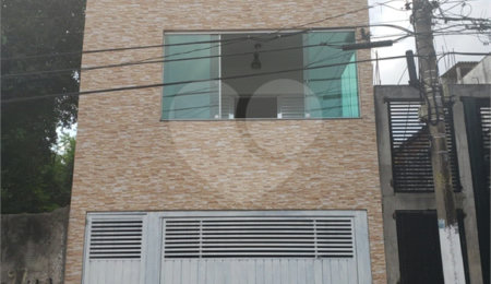 Sobrado à venda com 4 quartos, sendo 2 suítes,  em Vila Mazzei, São Paulo, SP