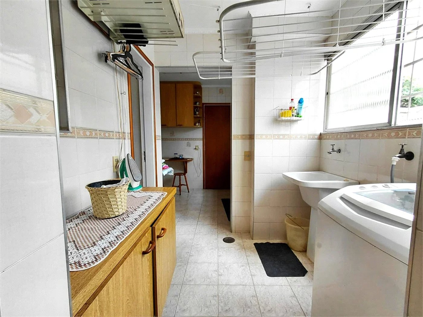 Apartamento à venda com 3 quartos em Vila Romana, São Paulo, SP