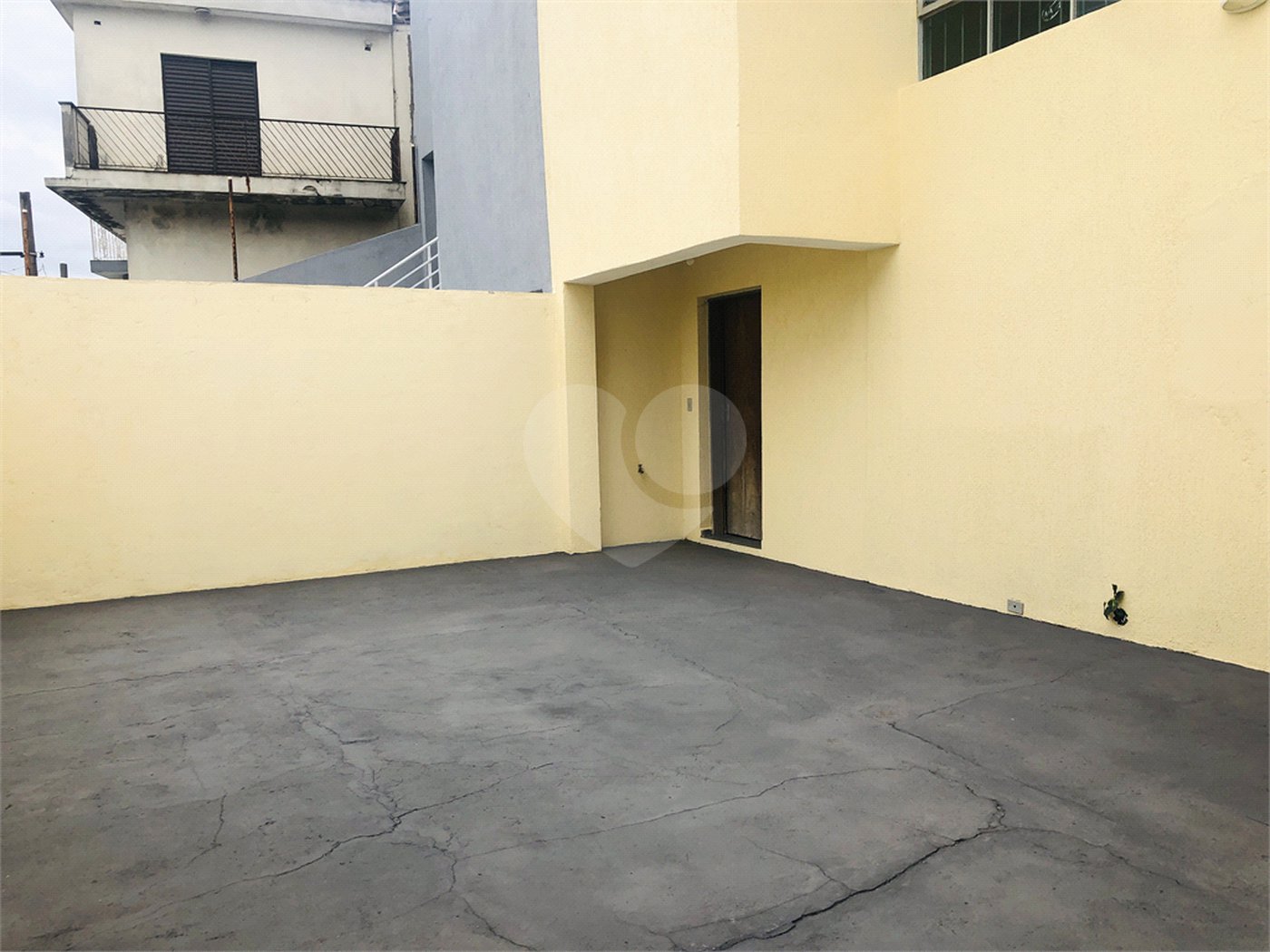 Sobrado à venda com 3 quartos, sendo 1 suíte, em Vila Romero, São Paulo, SP