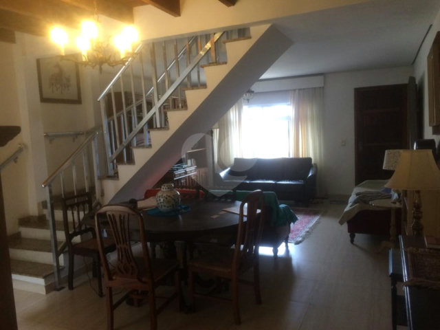 Sobrado à venda com 3 quartos, sendo 1 suíte,  em Santana, São Paulo, SP
