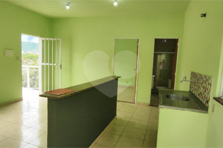 Casa à venda com 2 quartos no condomínio Village Texeira Campos, Rio de Janeiro - RJ