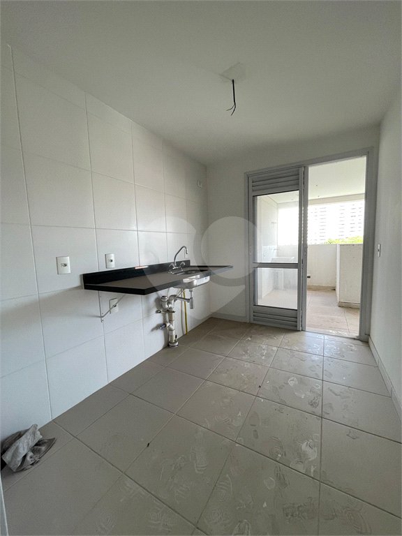 Apartamento à venda com 3 quartos, sendo 1 suíte, em Aclimação, São Paulo, SP