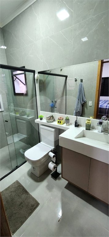 Casa à venda com 3 quartos, sendo 1 suíte, no condomínio Horto Florestal Villagio, Sorocaba - SP