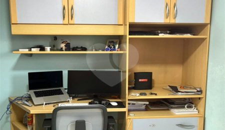 Sobrado à venda com 3 quartos, sendo 1 suíte,  em Vila Galvão, Guarulhos, SP
