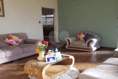 Casa à venda com 2 quartos no Centro, Vinhedo, SP