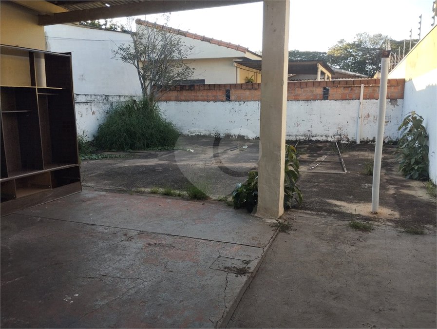 Casa Térrea à venda com 3 quartos, sendo 1 suíte, em Vila Xavier (vila Xavier), Araraquara, SP
