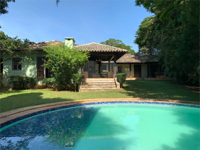 Casa Térrea à venda com 3 suítes em Interlagos, São Paulo, SP