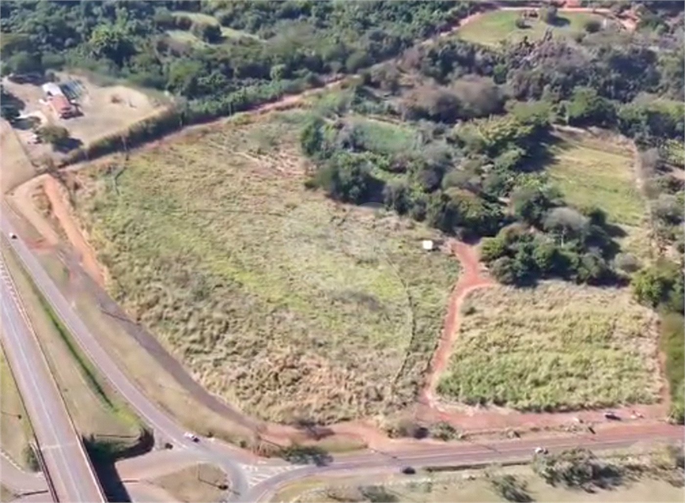 Terreno à venda em Machados, Araraquara, SP
