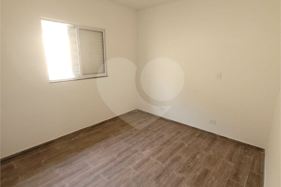 Casa à venda com 3 quartos, sendo 1 suíte,  no condomínio Vale dos Gansos, Mairiporã - SP