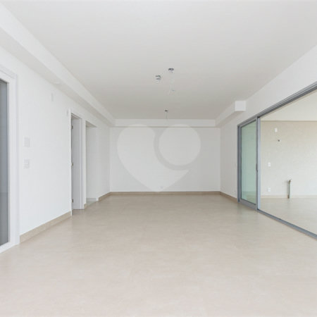 Apartamento à venda com 3 suítes em Jardim Marajoara, São Paulo, SP