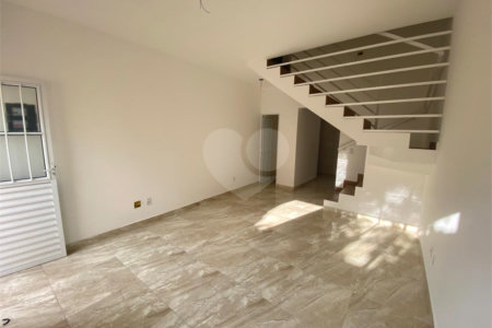 Casa à venda com 2 suítes em Vila Amélia, Poá, SP