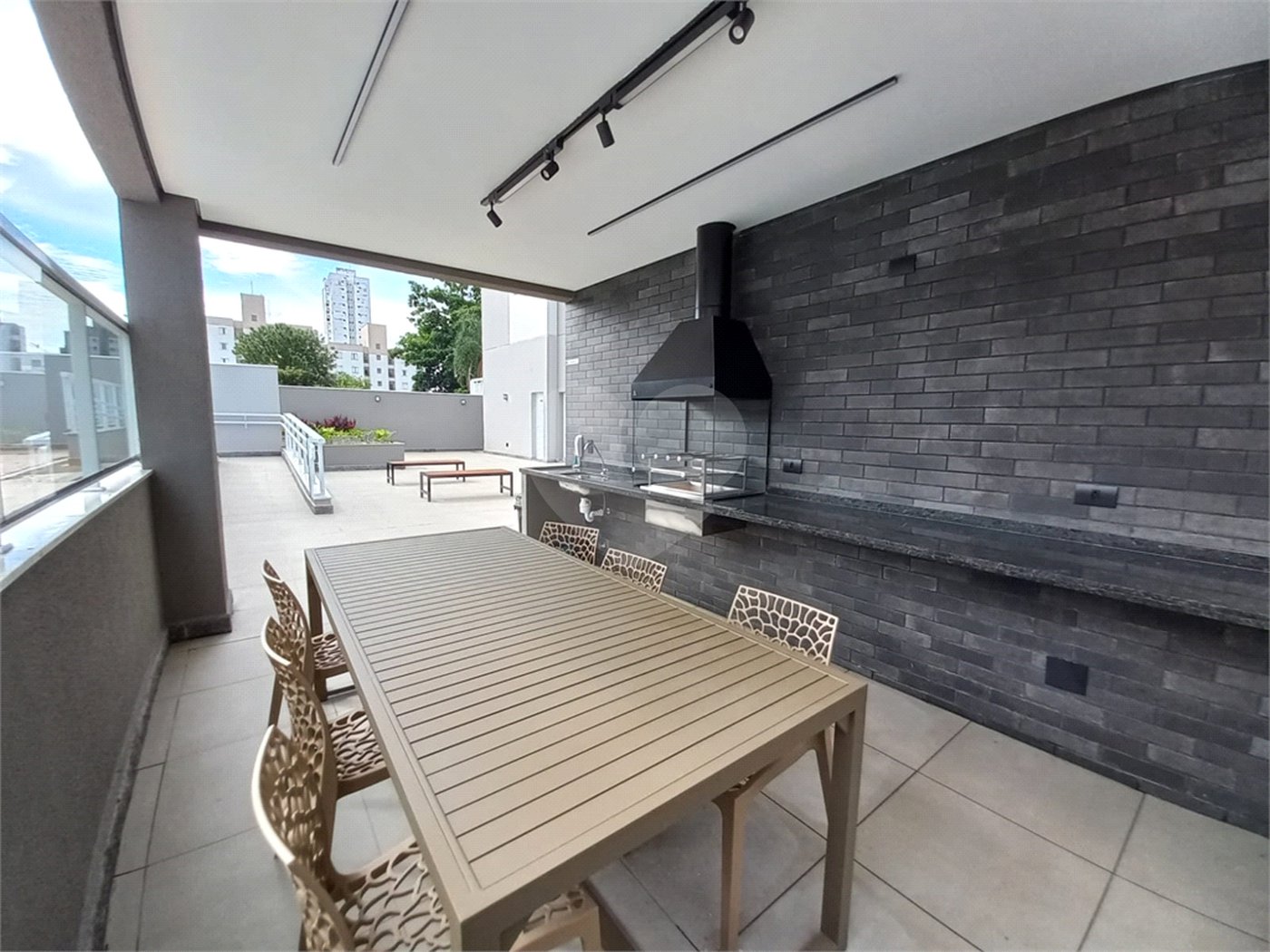 Apartamento à venda com 2 quartos, sendo 1 suíte,  em Jardim Oriente, São José dos Campos, SP